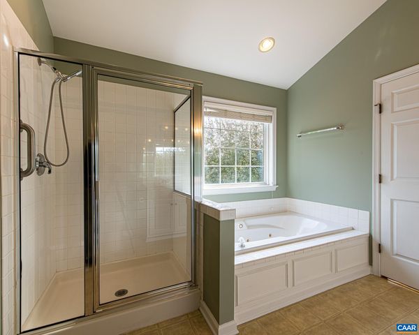 352 LEAPING FOX CT, Charlottesville, VA 22902