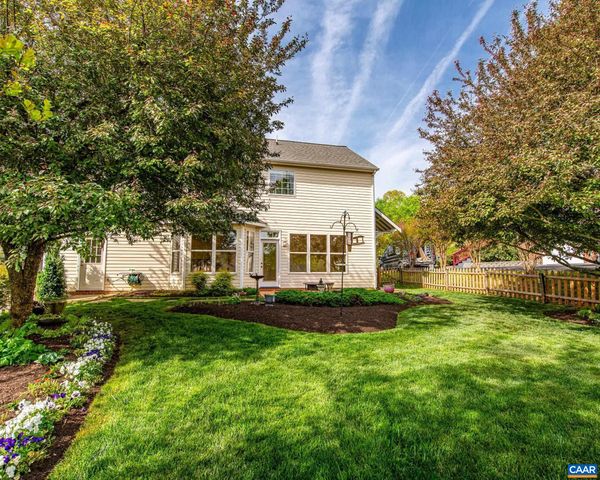 352 LEAPING FOX CT, Charlottesville, VA 22902