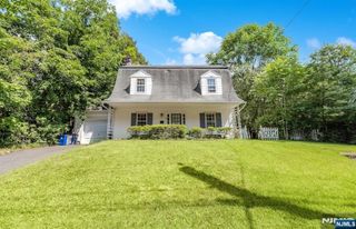 66 Gould Place, Caldwell, NJ 07006