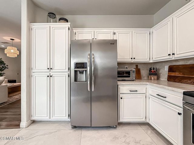 619 Hooper Avenue, Simi Valley, CA 93065