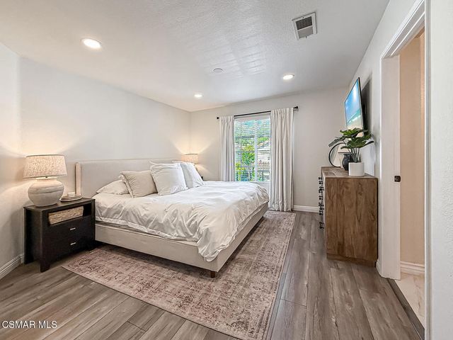 619 Hooper Avenue, Simi Valley, CA 93065