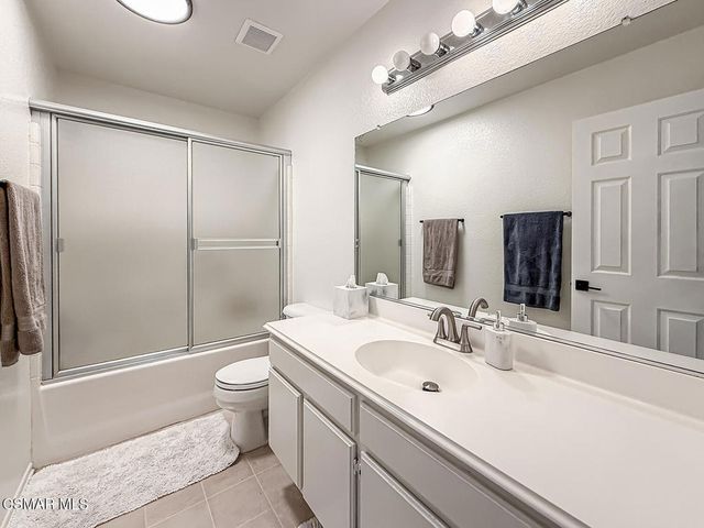 619 Hooper Avenue, Simi Valley, CA 93065