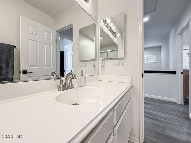 619 Hooper Avenue, Simi Valley, CA 93065