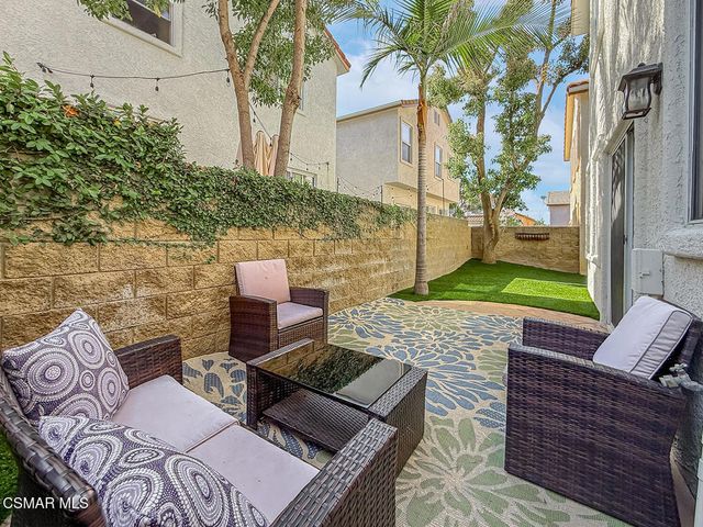 619 Hooper Avenue, Simi Valley, CA 93065