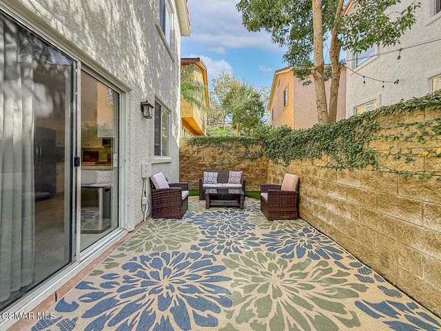 619 Hooper Avenue, Simi Valley, CA 93065