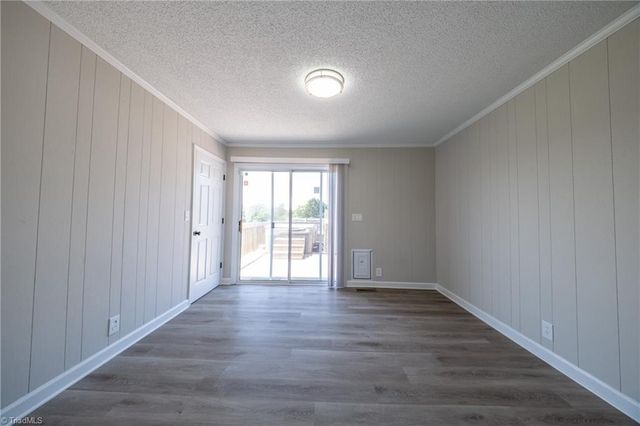 817 Holly Springs Road, Mount Airy, NC 27030