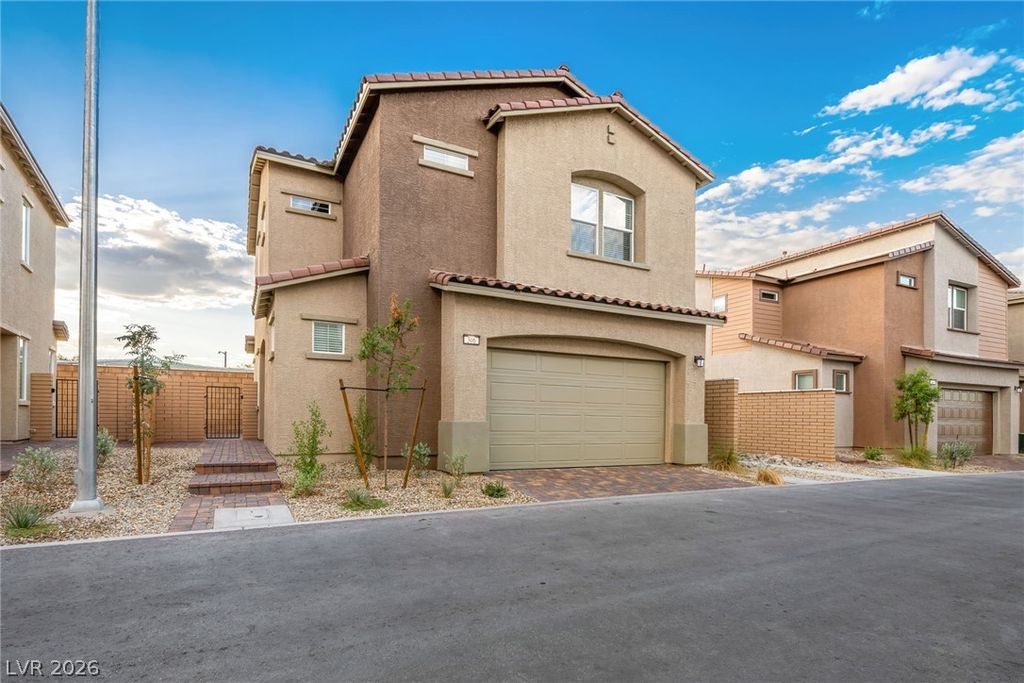 306 Crescent Glow Lane, Henderson, NV 89015 — photo 2