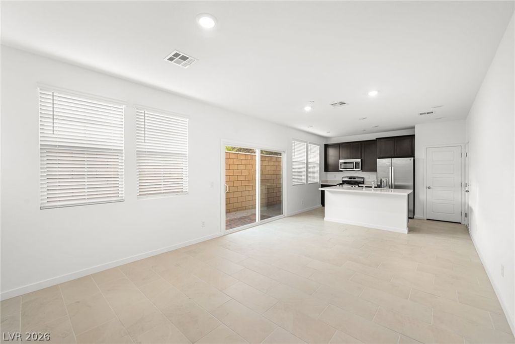 306 Crescent Glow Lane, Henderson, NV 89015 — photo 3