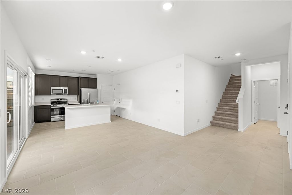 306 Crescent Glow Lane, Henderson, NV 89015 — photo 4