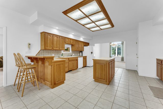 24370 Lawrence 2210, Aurora, MO 65605