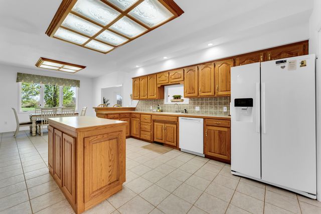 24370 Lawrence 2210, Aurora, MO 65605