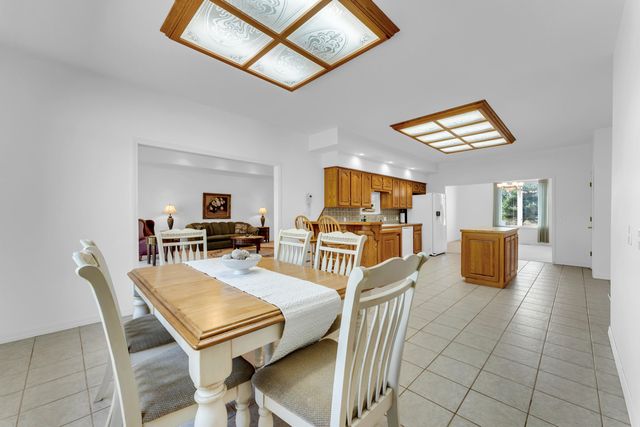 24370 Lawrence 2210, Aurora, MO 65605