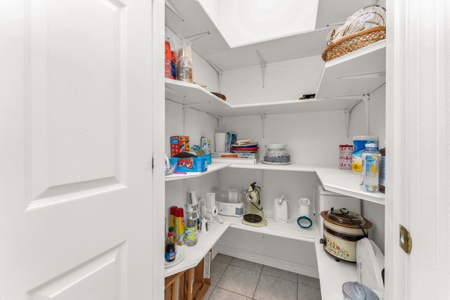 24370 Lawrence 2210, Aurora, MO 65605