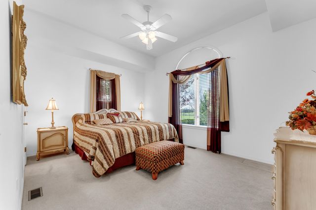 24370 Lawrence 2210, Aurora, MO 65605