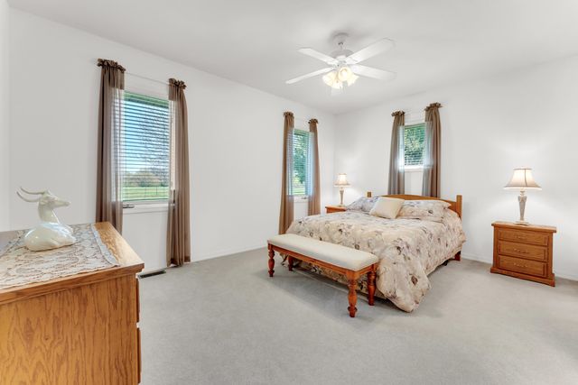 24370 Lawrence 2210, Aurora, MO 65605