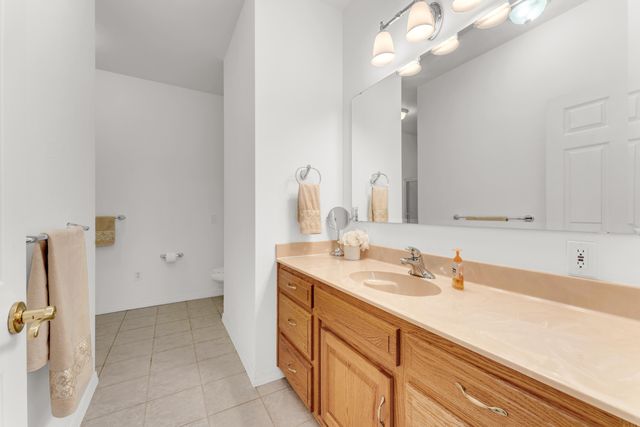 24370 Lawrence 2210, Aurora, MO 65605