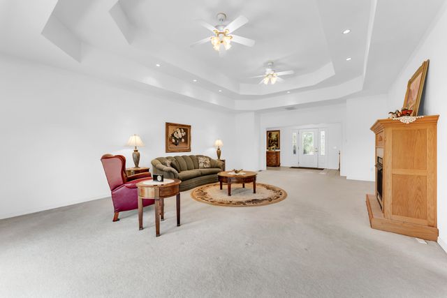 24370 Lawrence 2210, Aurora, MO 65605