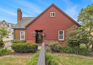 570 S Maple Road, Ann Arbor, MI 48103