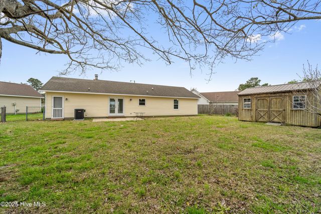 406 Bobcat Circle, Havelock, NC 28532