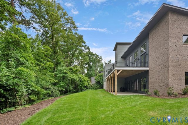 7301 Riverside Dr, Richmond, VA 23225