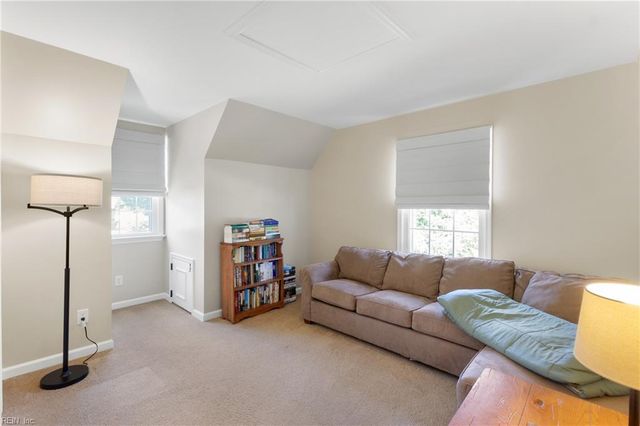 5279 Hickory Fork RD, Gloucester, VA 23061