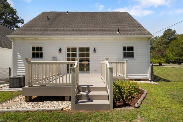 5279 Hickory Fork RD, Gloucester, VA 23061