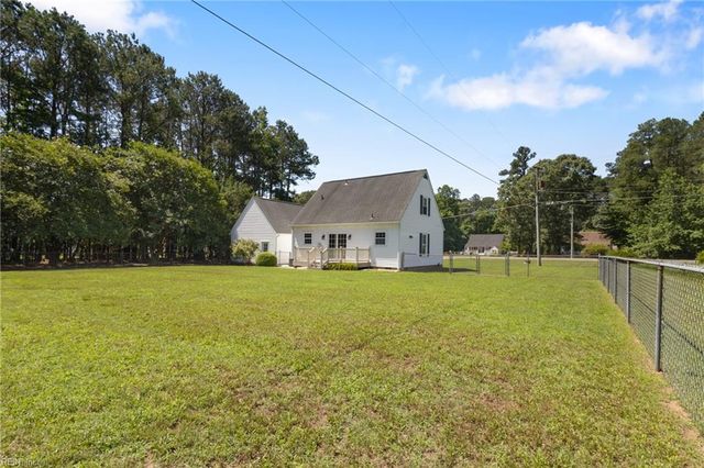5279 Hickory Fork RD, Gloucester, VA 23061