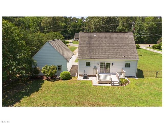 5279 Hickory Fork RD, Gloucester, VA 23061