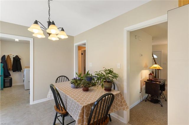 5279 Hickory Fork RD, Gloucester, VA 23061