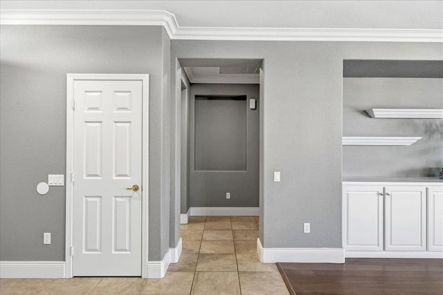 2543 Woodacre Ln, Lincoln, CA 95648