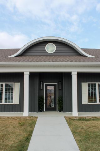 4891 S Foxtail Lane S, Fargo, ND 58104