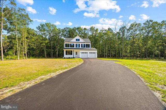 102 BLUE ANCHOR RD, Sicklerville, NJ 08081