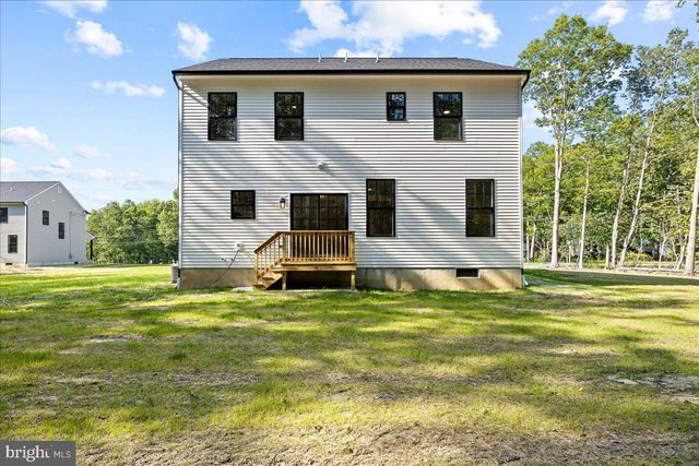 102 BLUE ANCHOR RD, Sicklerville, NJ 08081