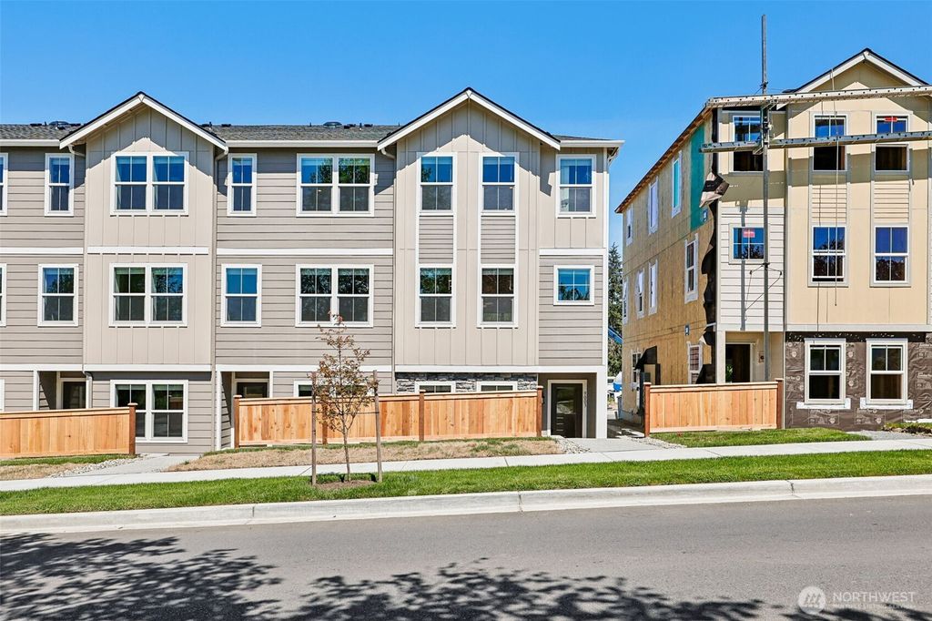 9009 172nd Street NE, Arlington, WA 98223