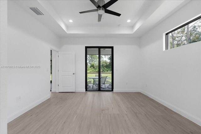 604 LAKE AVE, Lehigh Acres, FL 33972