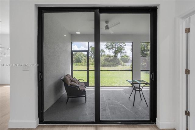 604 LAKE AVE, Lehigh Acres, FL 33972