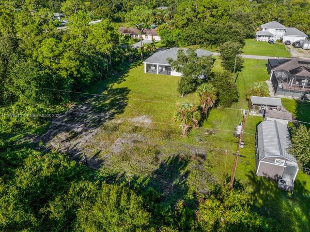 604 LAKE AVE, Lehigh Acres, FL 33972