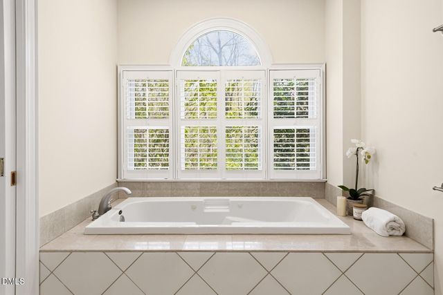 2205 Sanford Lane, Hillsborough, NC 27278