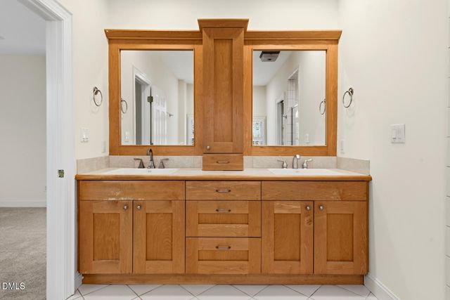 2205 Sanford Lane, Hillsborough, NC 27278