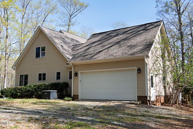 2205 Sanford Lane, Hillsborough, NC 27278