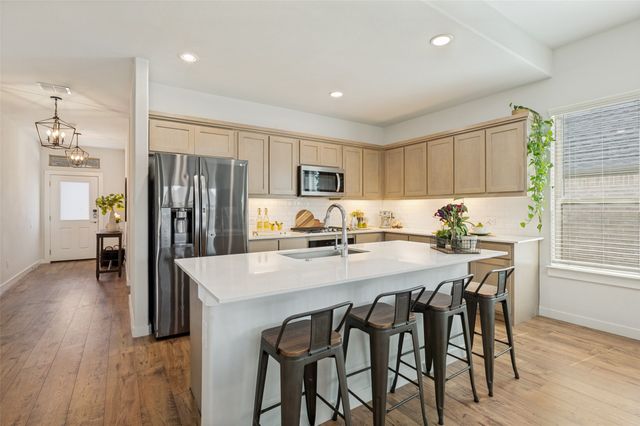 456 Leopold Trail, Waxahachie, TX 75165
