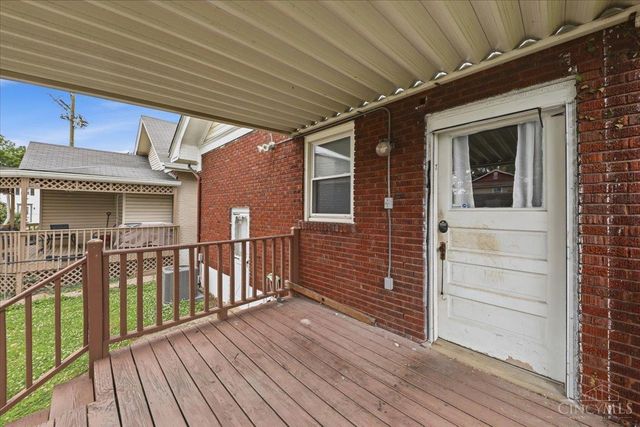 231 Walnut Street, Reading, OH 45215