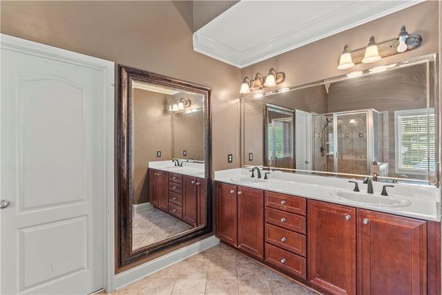 812 Treeline Drive, Conyers, GA 30094