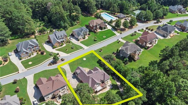 812 Treeline Drive, Conyers, GA 30094