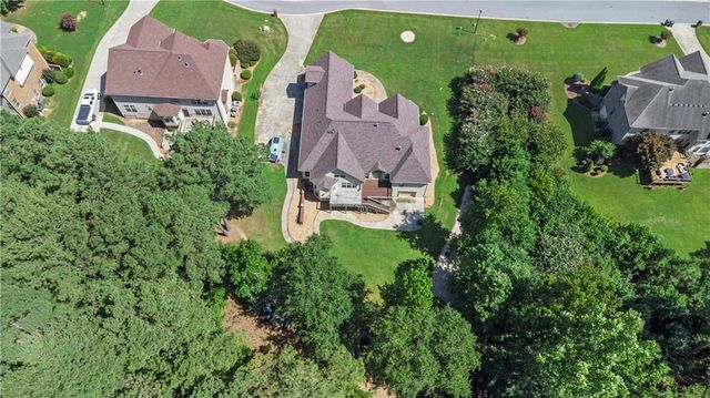 812 Treeline Drive, Conyers, GA 30094