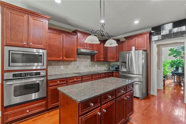 812 Treeline Drive, Conyers, GA 30094