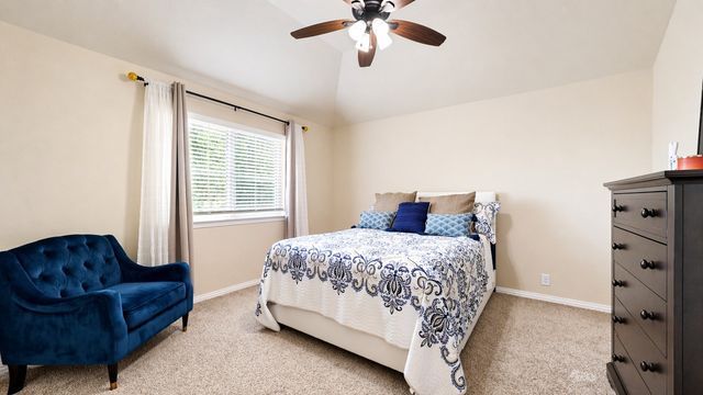 502 Ranchwood Drive, Justin, TX 76247