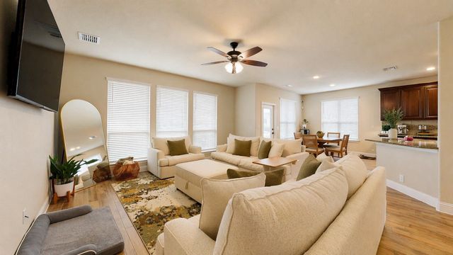 502 Ranchwood Drive, Justin, TX 76247