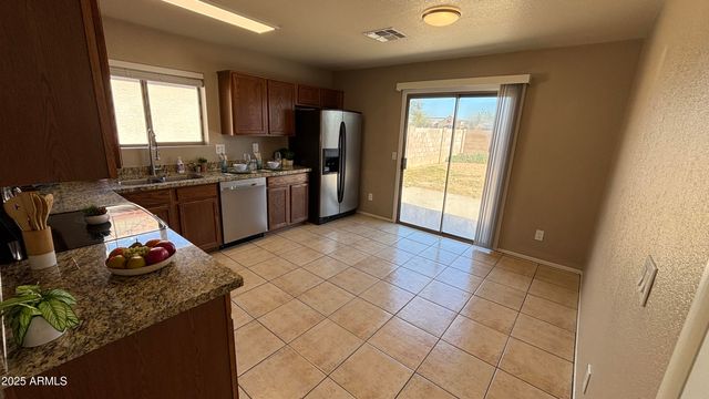 4737 N 83RD Drive, Phoenix, AZ 85037