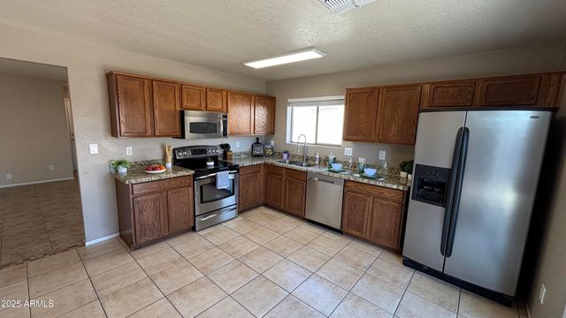 4737 N 83RD Drive, Phoenix, AZ 85037